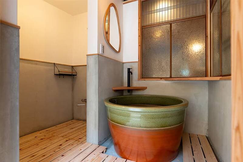 Traditional Machiya, Shimogyo Ward, Kyoto (Takase River, Nishihashizumecho) photo 9