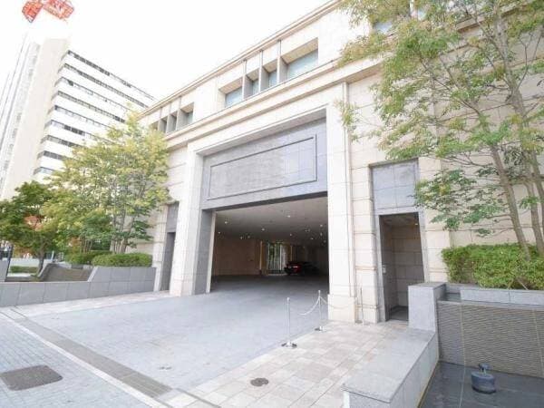 Grand Front Osaka Owners Tower – 24th Floor photo 8