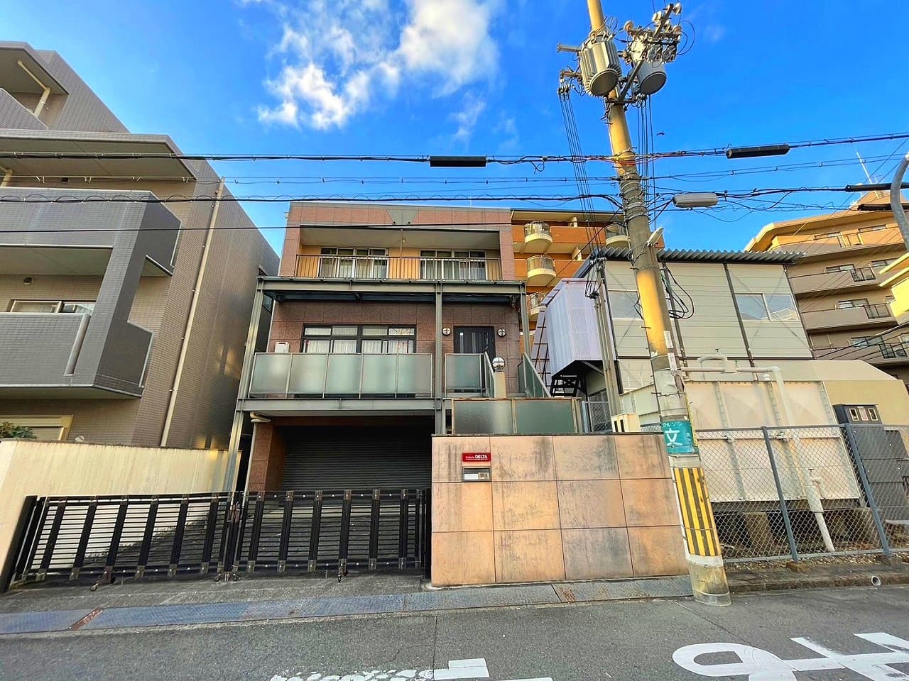 Detached House, Toyonaka City, Osaka photo