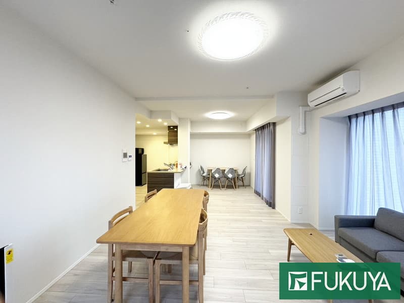 Premist Umeda North / Condominium, Osaka photo 4