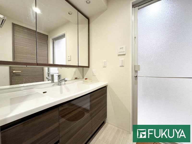 Premist Umeda North / Condominium, Osaka photo 8