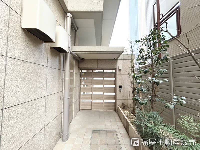 Premist Umeda North / Condominium, Osaka photo 18