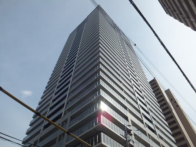 Kobe Harbor Tower / Condominium, Kobe photo