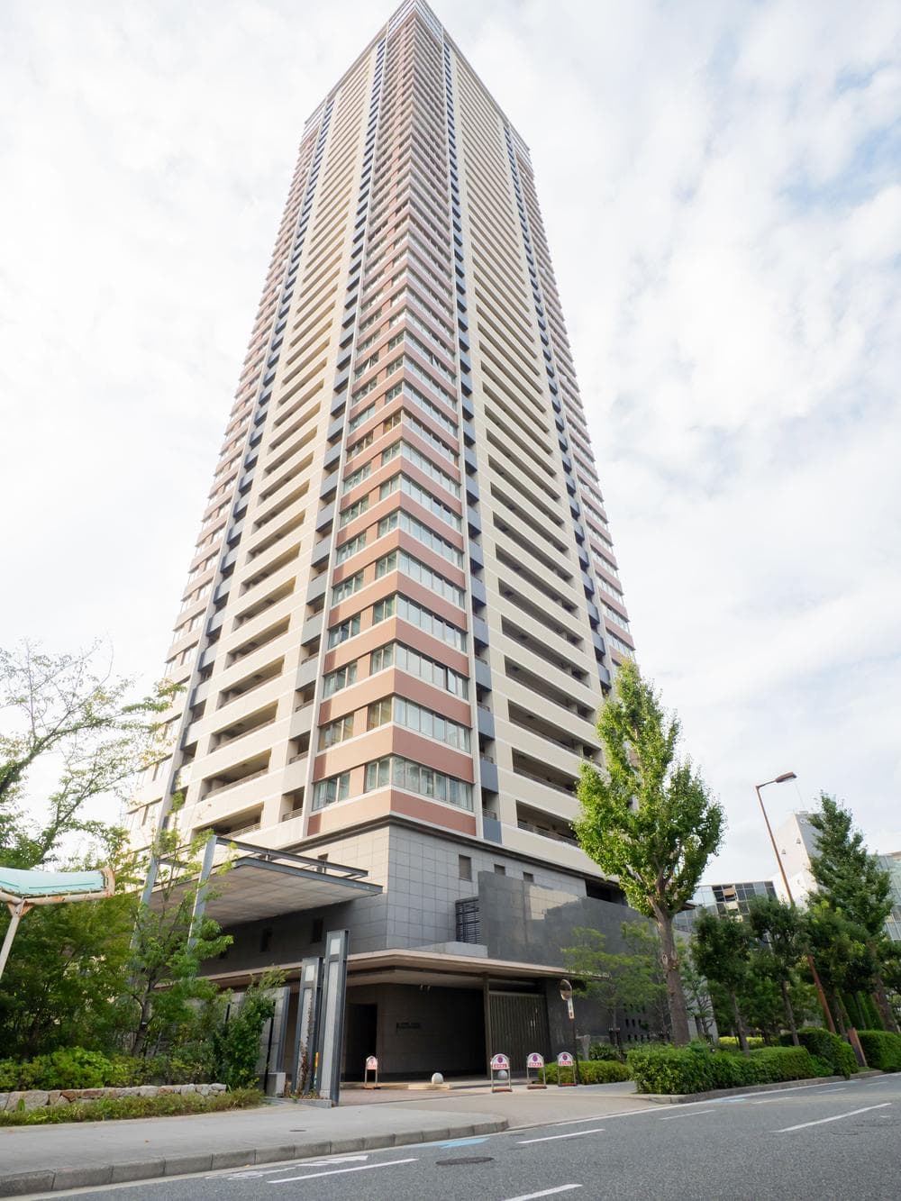 Laurel Tower Sanctus Umeda / 2LDK, Osaka photo 14