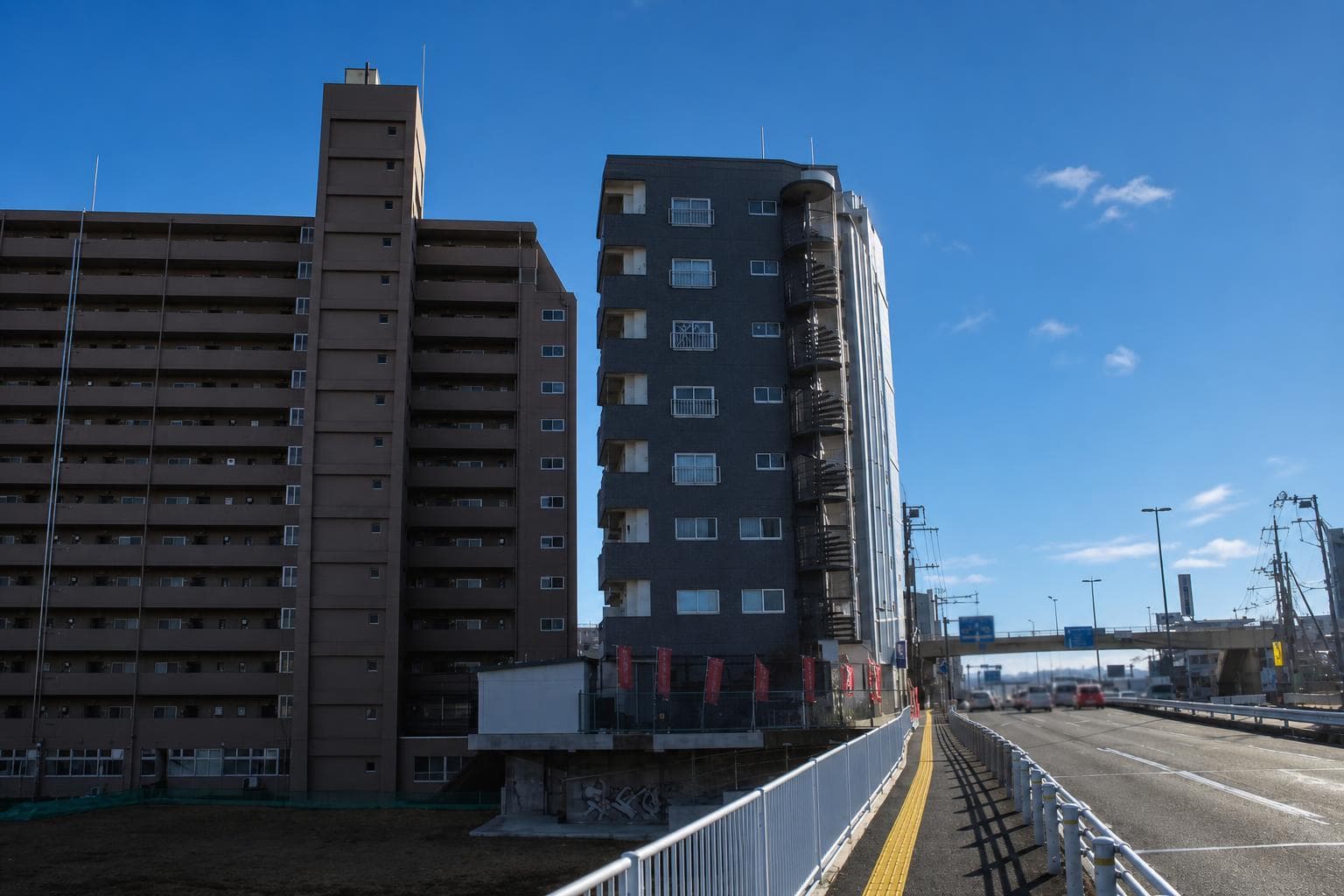 Asuka Building / Whole Building (20 Apartments + 3 Shop/Office Units), Toride photo 4