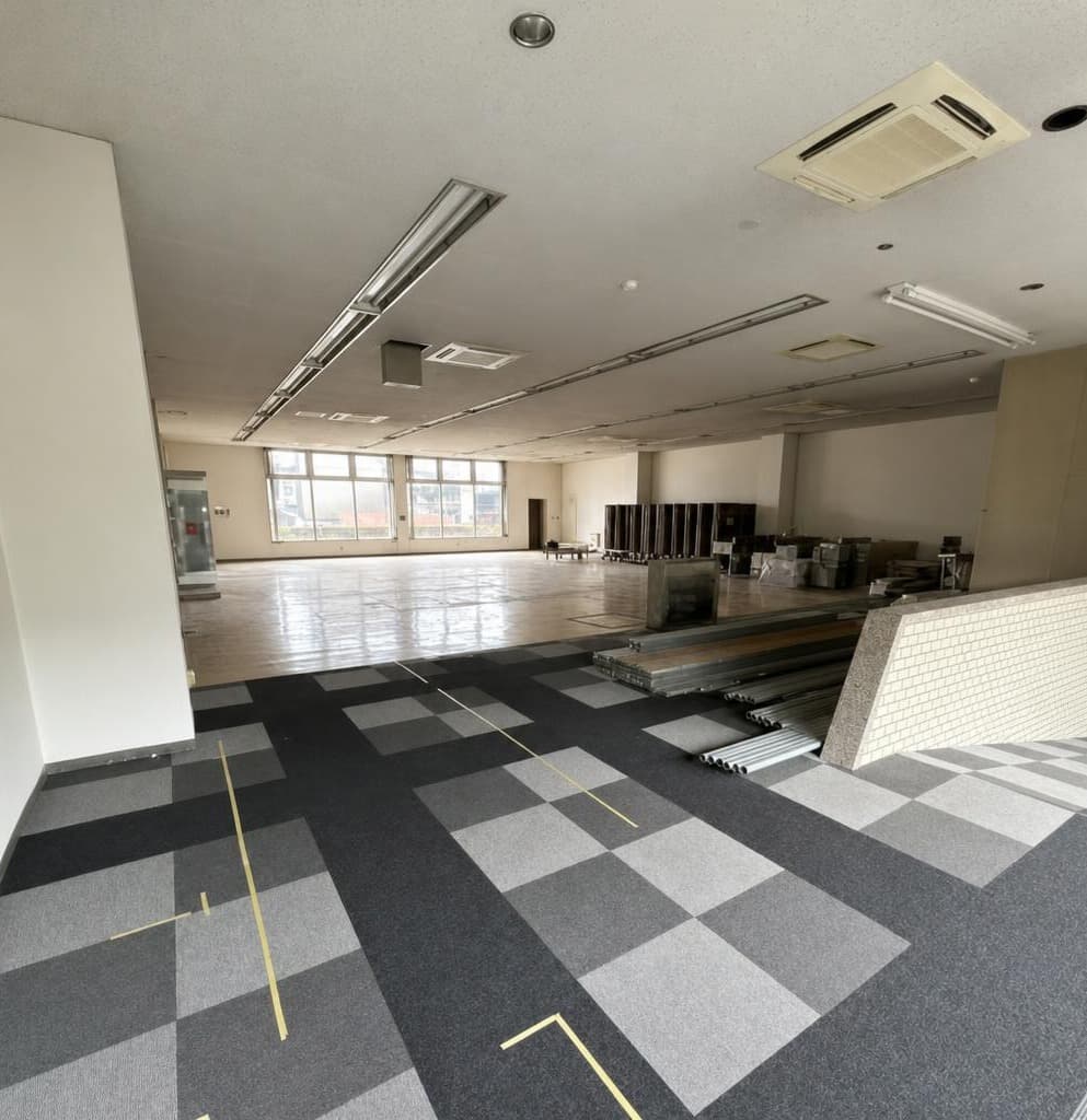 Higashiyama 3-chome Building / Whole Commercial Building (Former Bank Branch), Kanazawa photo 4