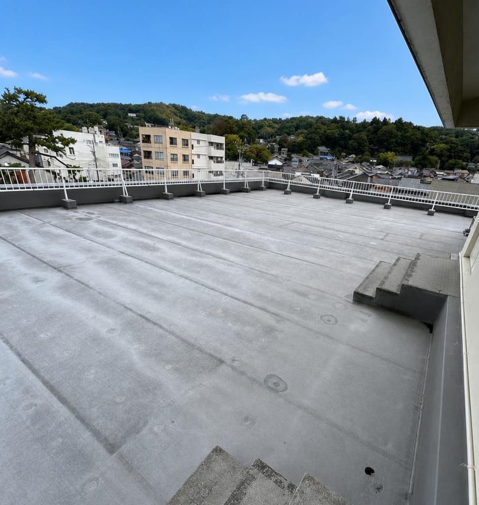 Higashiyama 3-chome Building / Whole Commercial Building (Former Bank Branch), Kanazawa photo 6