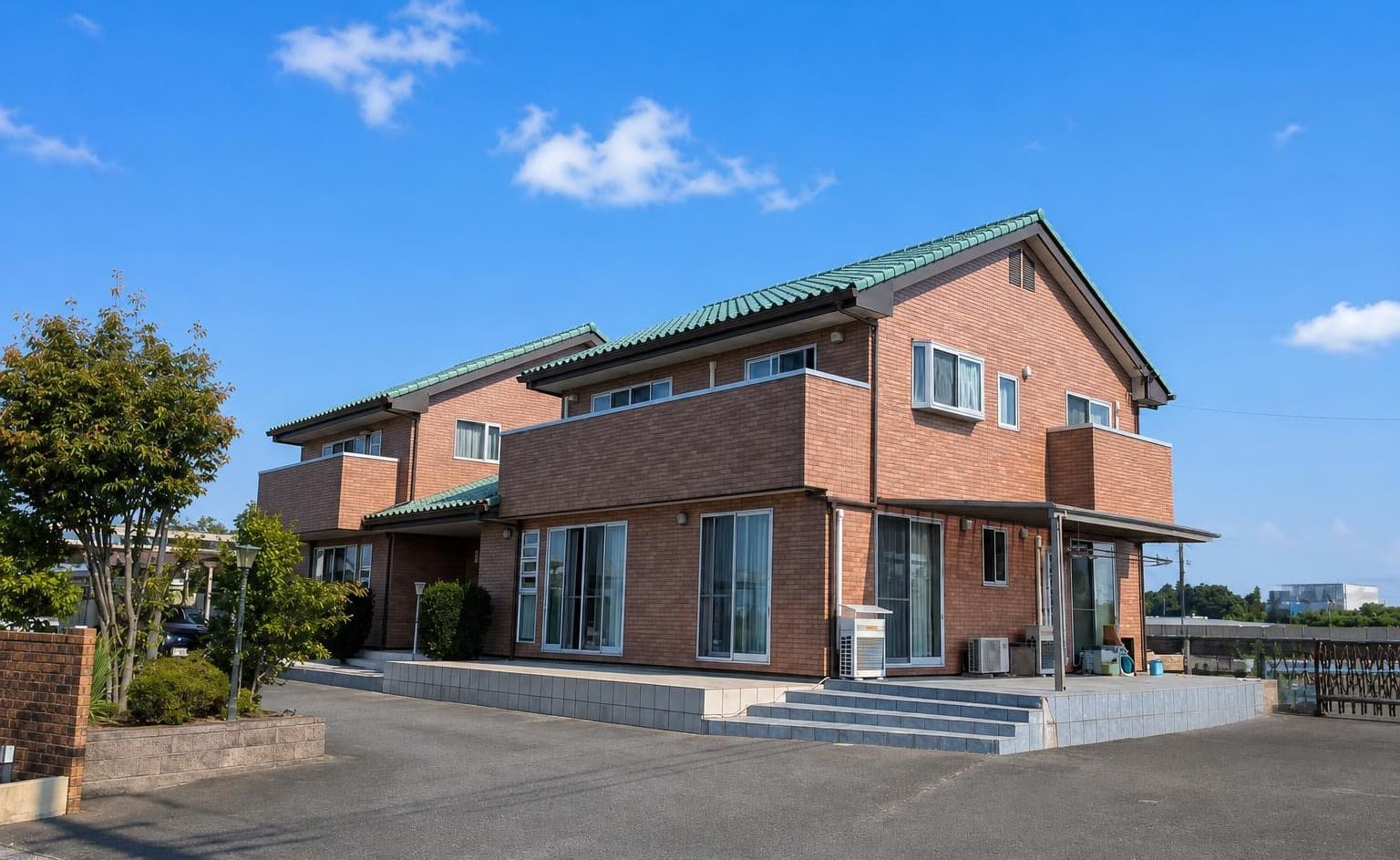 Sanwacho / Two-Household House with Large Bath and Sauna, Isesaki photo