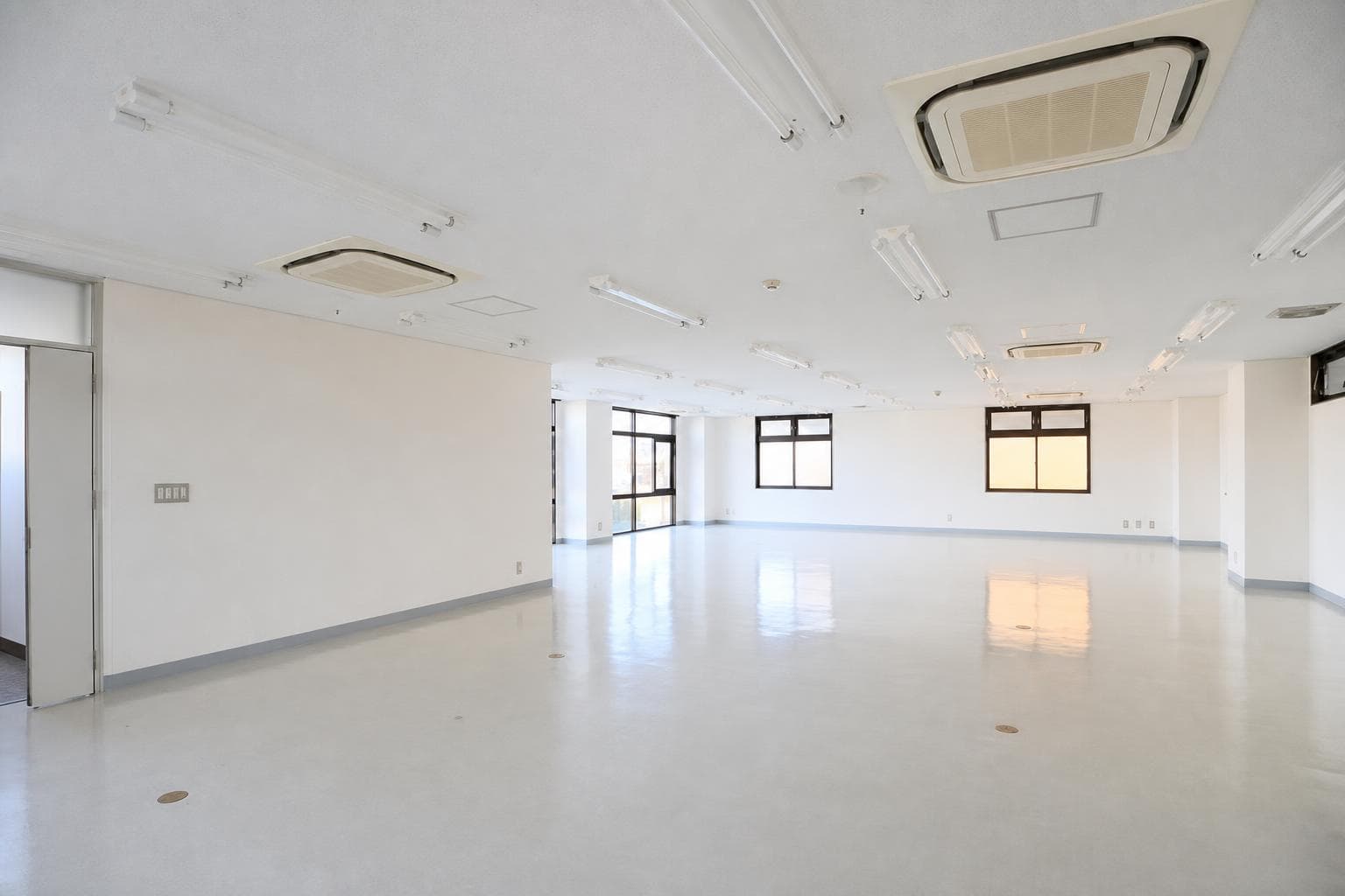 Takesato Bunka Kaikan Building / Office & Retail Building, Kasukabe photo 4