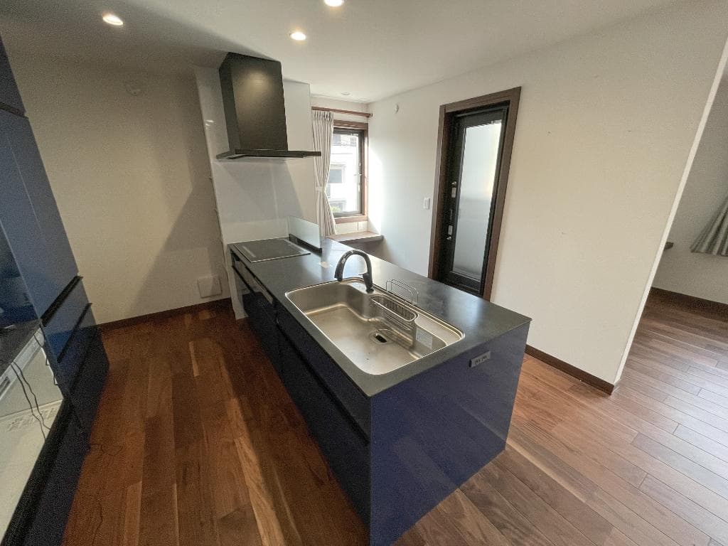 Hirotacho / 4SLDK House with Built-in Garage, Nishinomiya photo 4