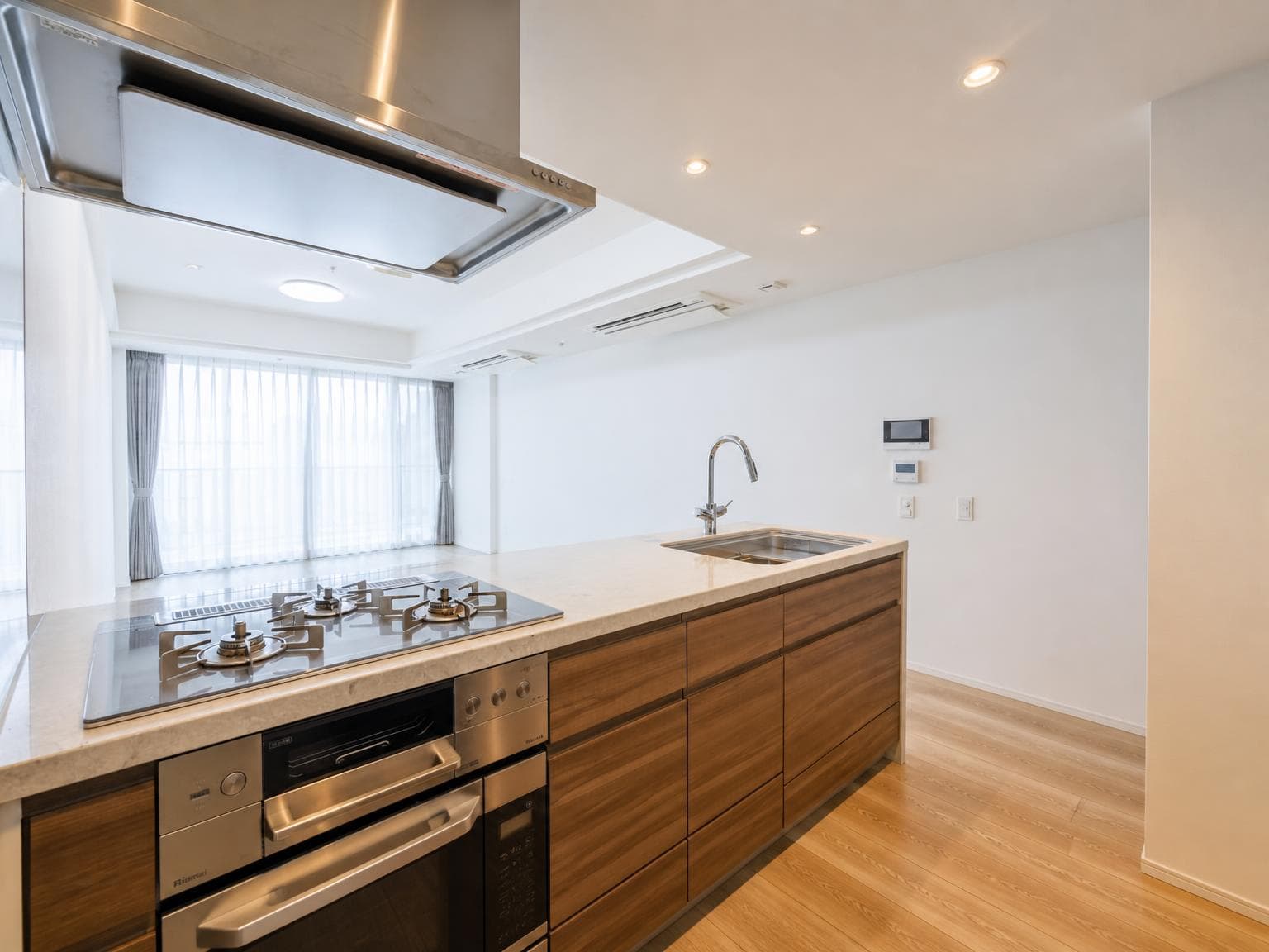Park Court Chiyoda Yonbancho, 12F Southeast-Facing 3LDK photo 9