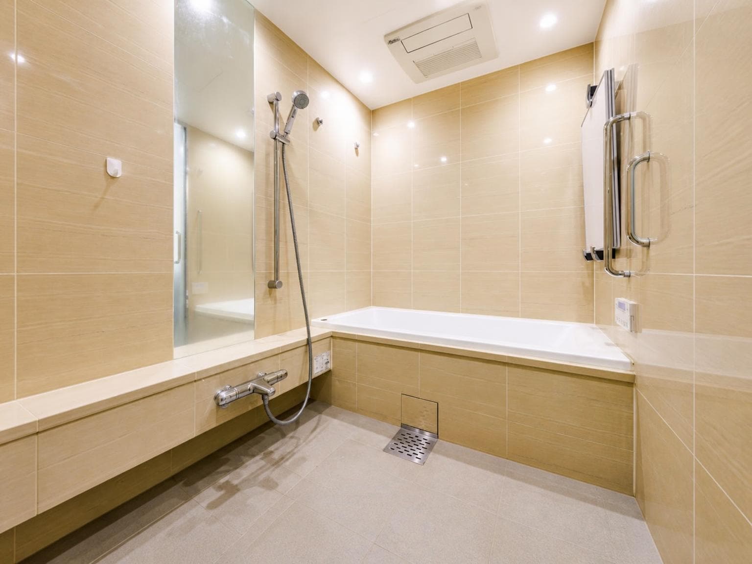 Park Court Chiyoda Yonbancho, 12F Southeast-Facing 3LDK photo 14