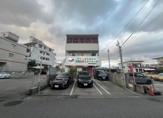 Madanbashi / 3-Storey House, Tomigusuku photo