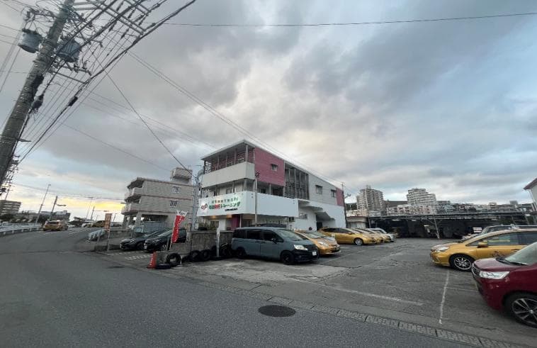 Madanbashi / 3-Storey House, Tomigusuku photo 2