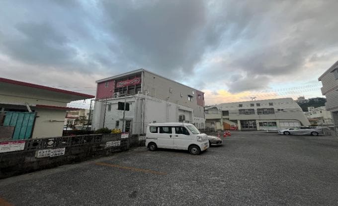 Madanbashi / 3-Storey House, Tomigusuku photo 4