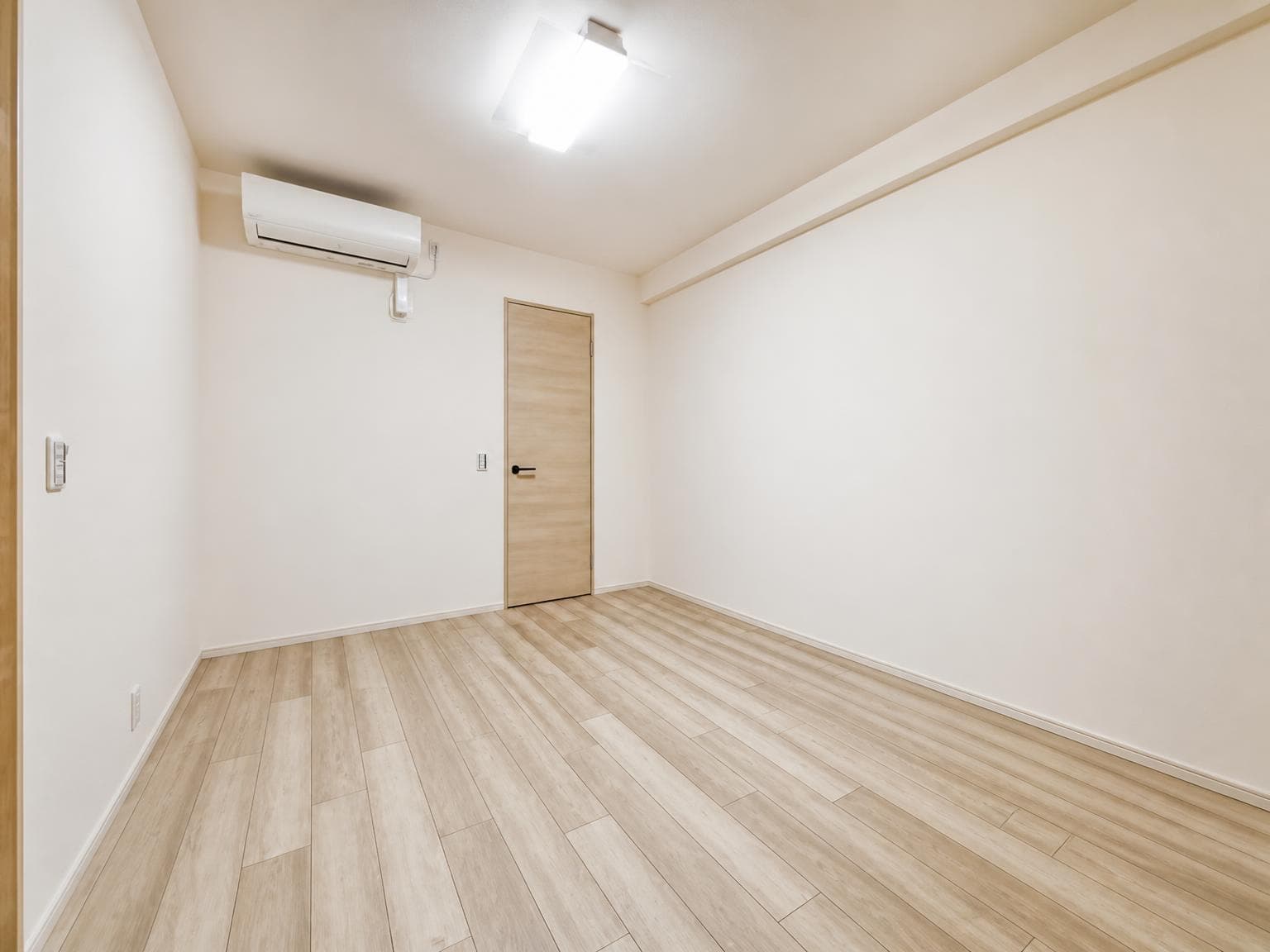 The Parkhouse Shin-Urayasu Marine Villa Terrace Plaza / 3LDK+S, Urayasu, Chiba photo 2