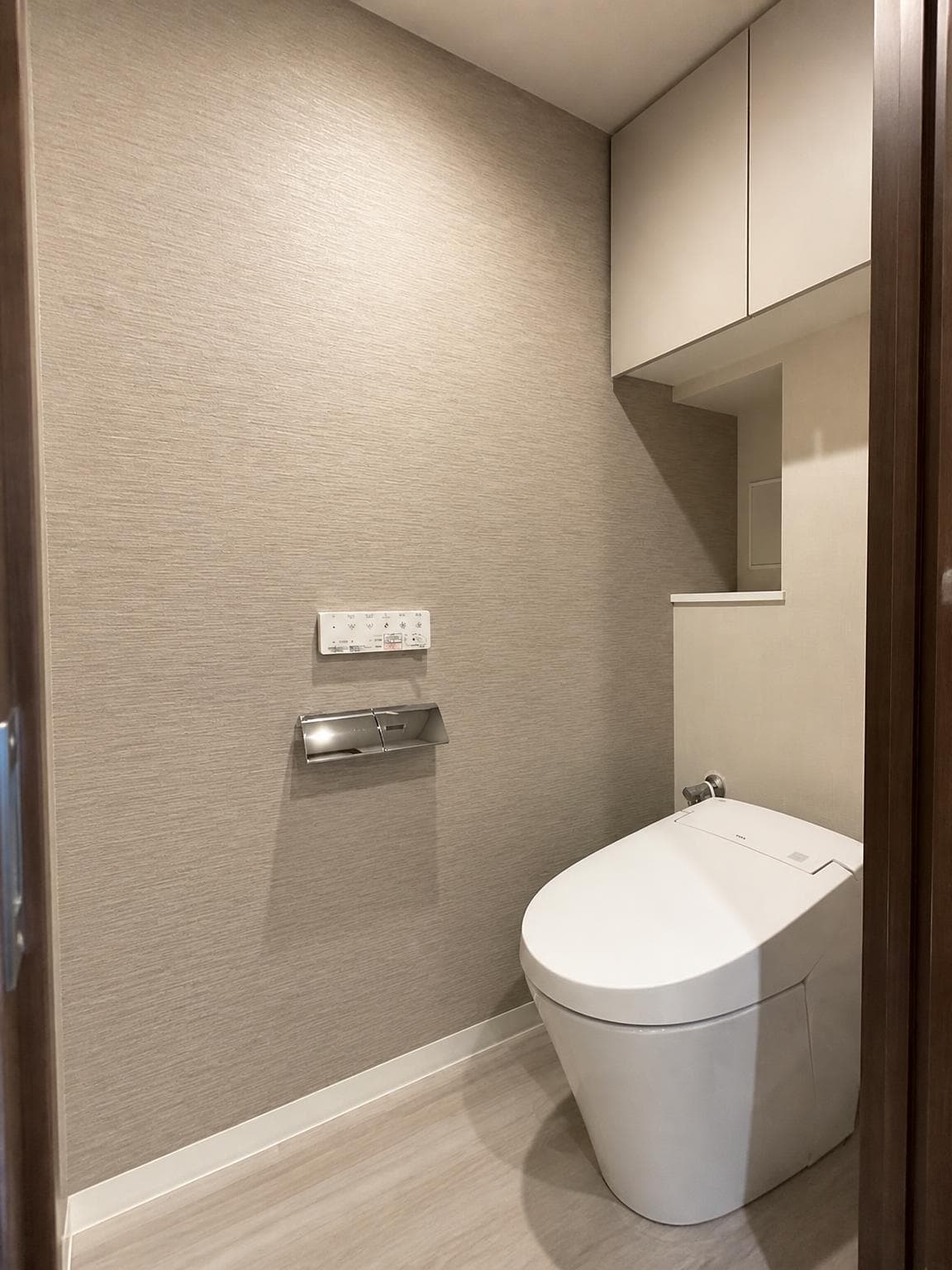 Classy Tower Minamisemba / 2LDK, Osaka photo 9