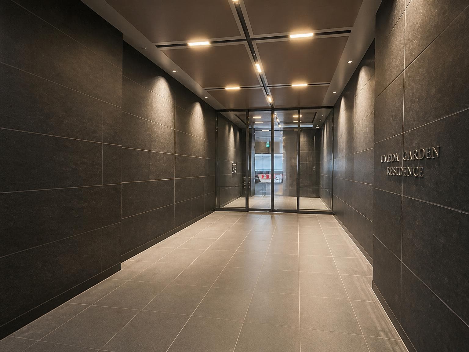 Umeda Garden Residence / Condominium, Osaka photo 3