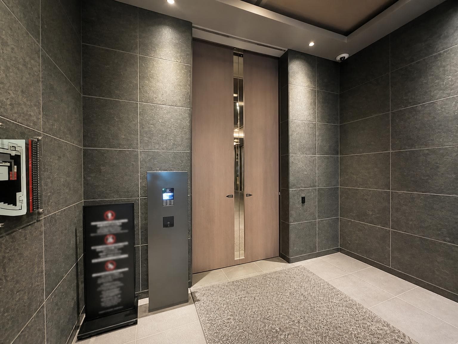 Umeda Garden Residence / Condominium, Osaka photo 4