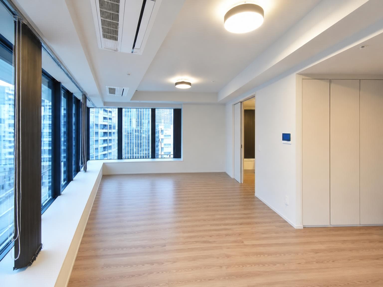Brillia Tower Dojima / Luxury Condominium / 2LDK, Osaka photo 3