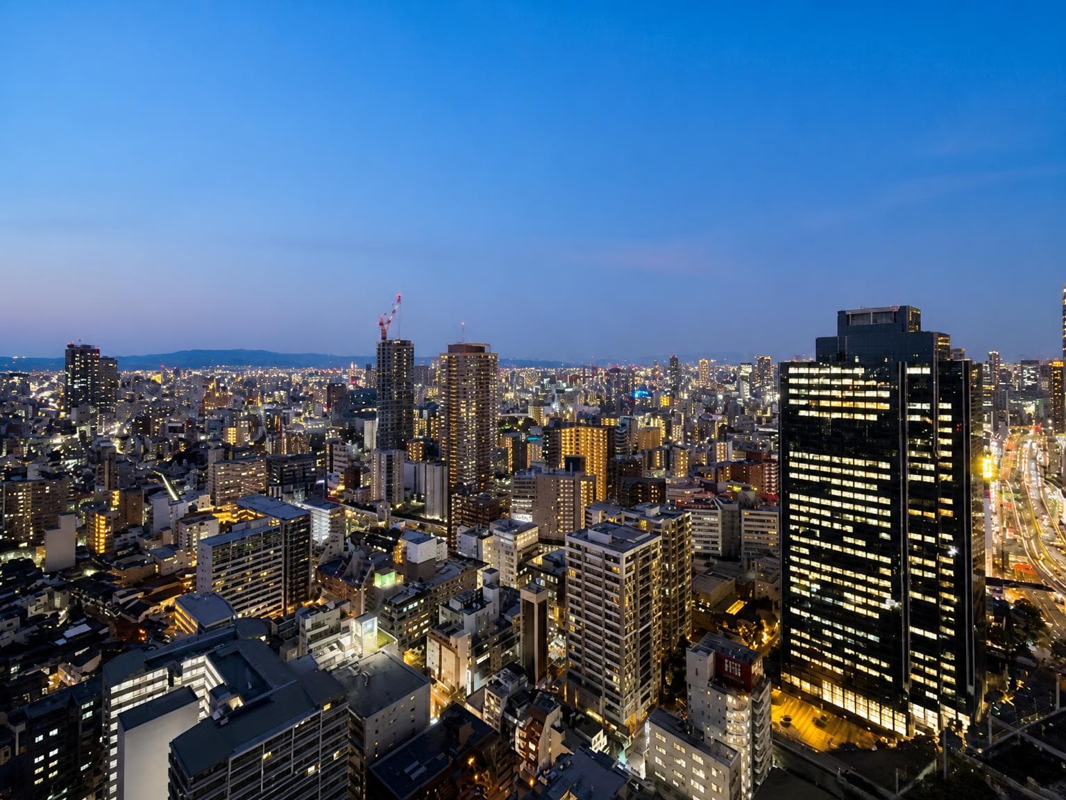 ザ・梅田タワー / 中古マンション / 2LDK+WIC、大阪 photo 2