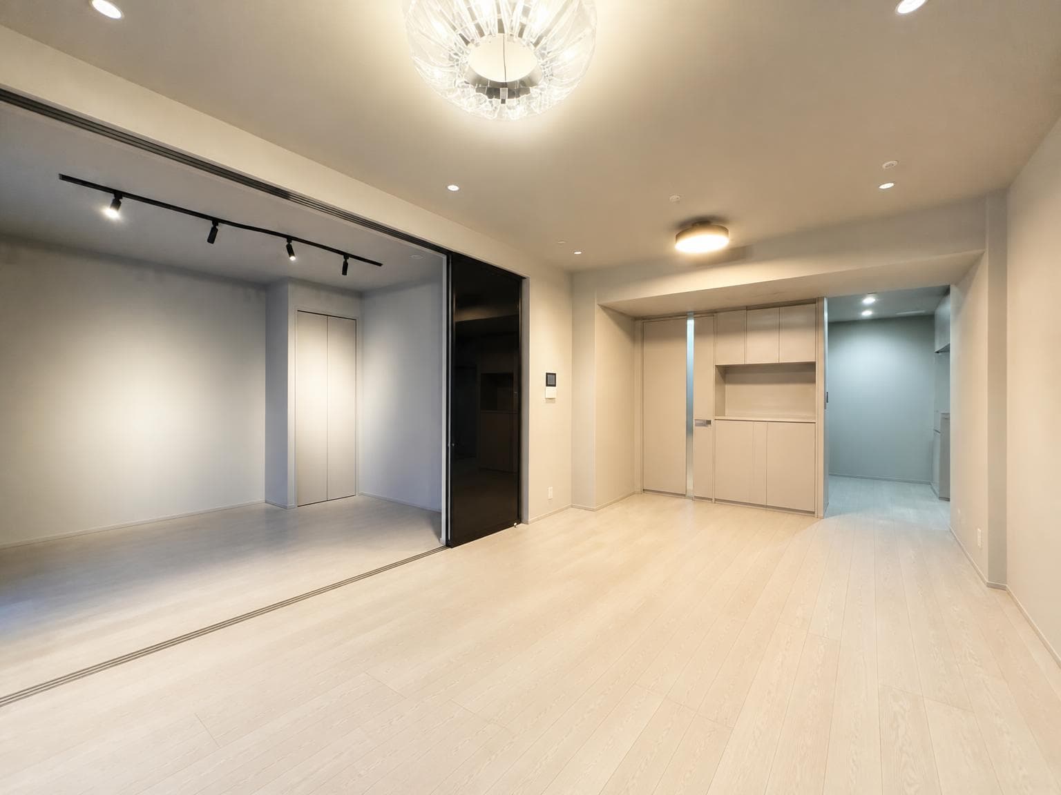 ザ・梅田タワー / 中古マンション / 2LDK+WIC、大阪 photo 5