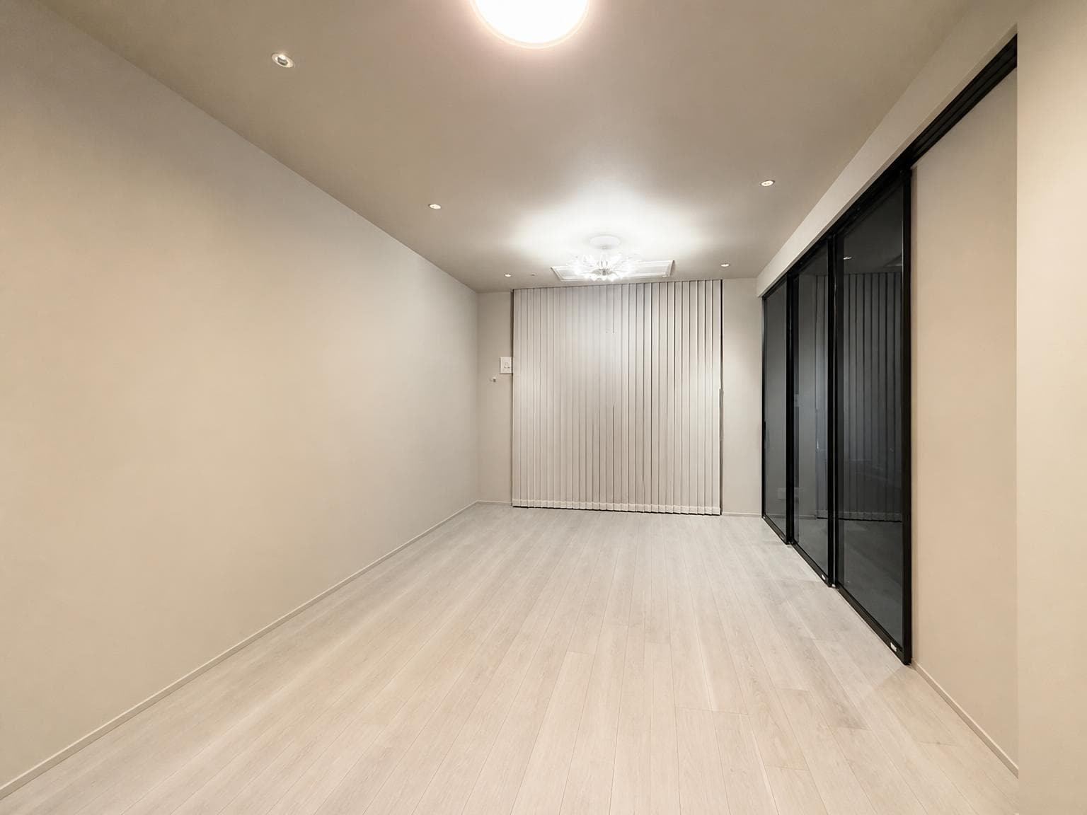 ザ・梅田タワー / 中古マンション / 2LDK+WIC、大阪 photo 13