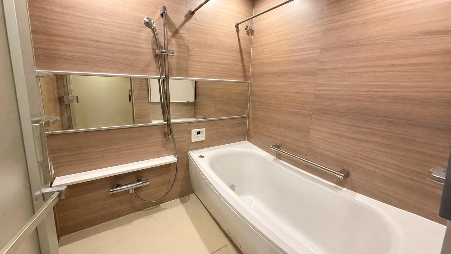 Grand Maison Kita-Horie Residence / 3LDK, Osaka photo 4