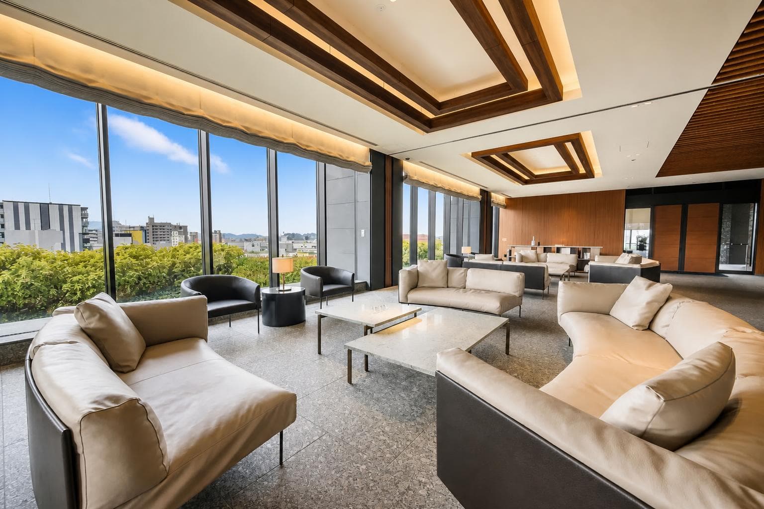 Brillia Tower Nishijin – 13th-Floor Corner Residence photo 2