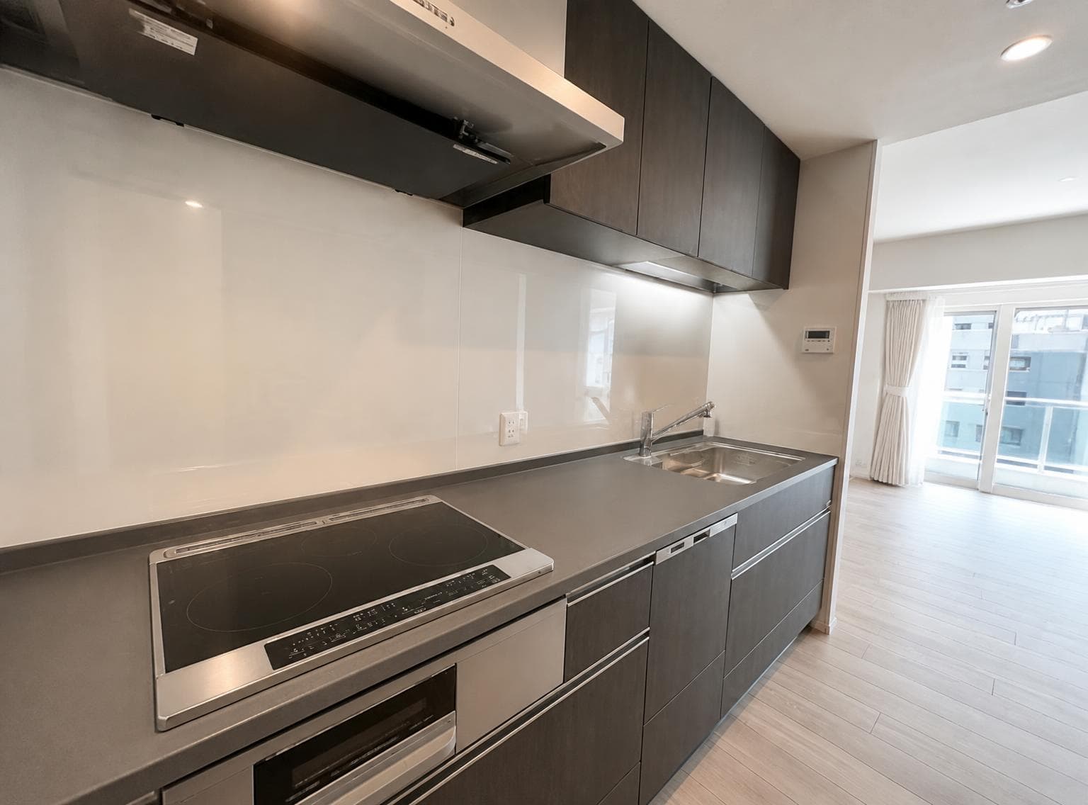 Luxury Condominium / 3LDK, Sapporo photo 4