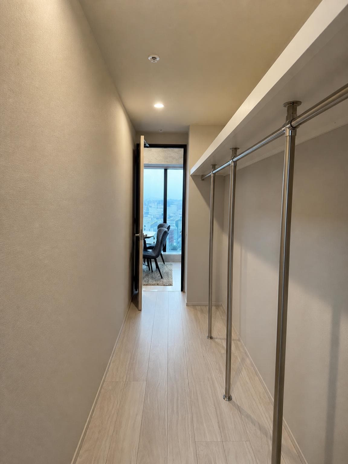 Premium-Floor Tower Condominium / 3LDK, Fukuoka City, Fukuoka photo 8