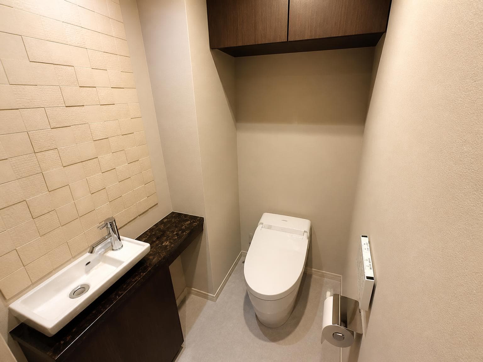 Dojima The Residence Mark Tower / Condominium, Osaka photo 4