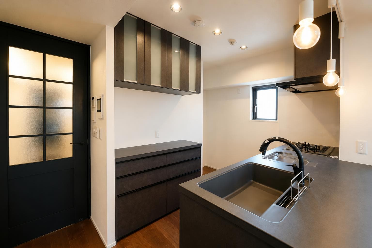 Cosmo Karasuma Oike Grace Forme / Condominium, Kyoto photo 3