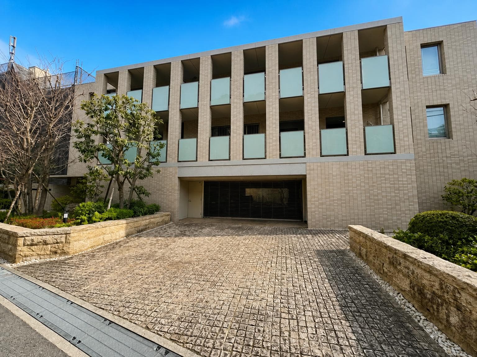 Mansion, Kobe City Higashinada Ward, Hyogo photo
