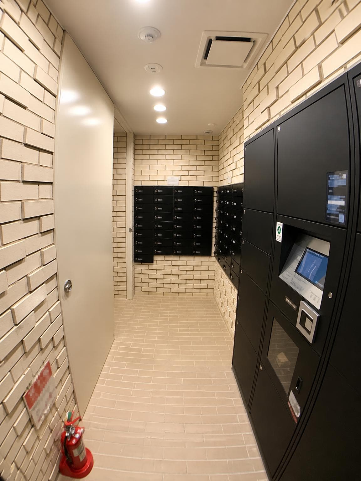 Uniheim Nakanoshima Dojimagawa Tower Residence / Condominium, Osaka