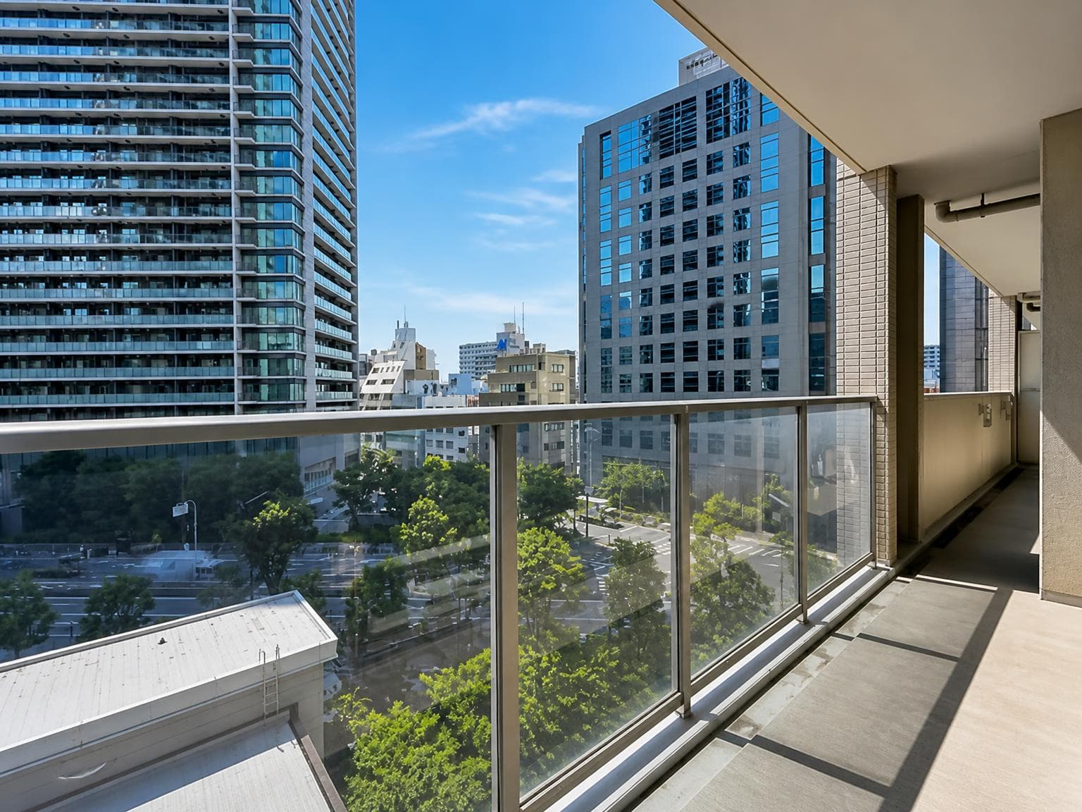 Branz Tower Umeda North / Condominium / 3LDK + WIC, Osaka photo 14