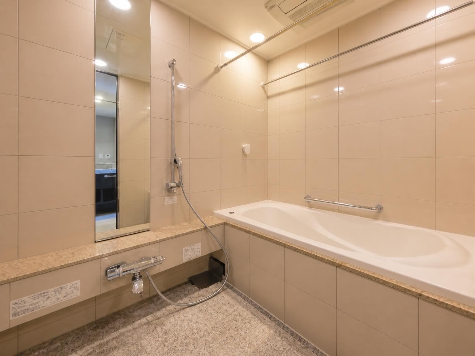 グランフロント大阪オーナーズタワー / 中古マンション / 3LDK+WIC、大阪 photo 5