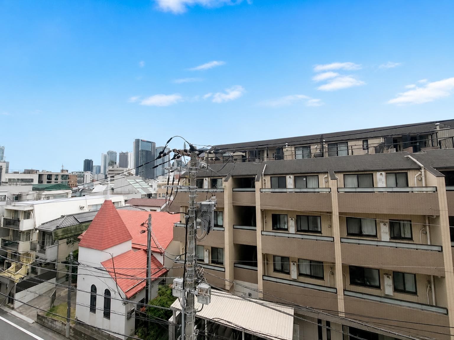 Duo Higashi-Nakano Southern Hills / Condominium, Tokyo photo 9