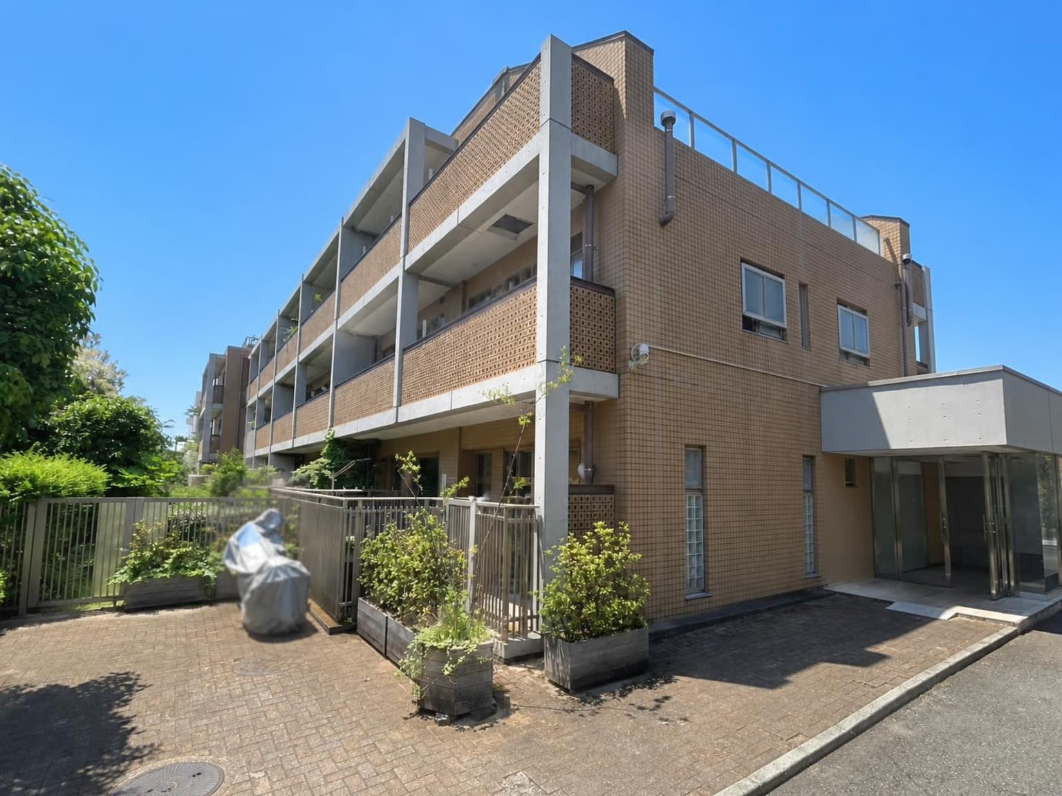 OPUS / Condominium, Tokyo photo 4