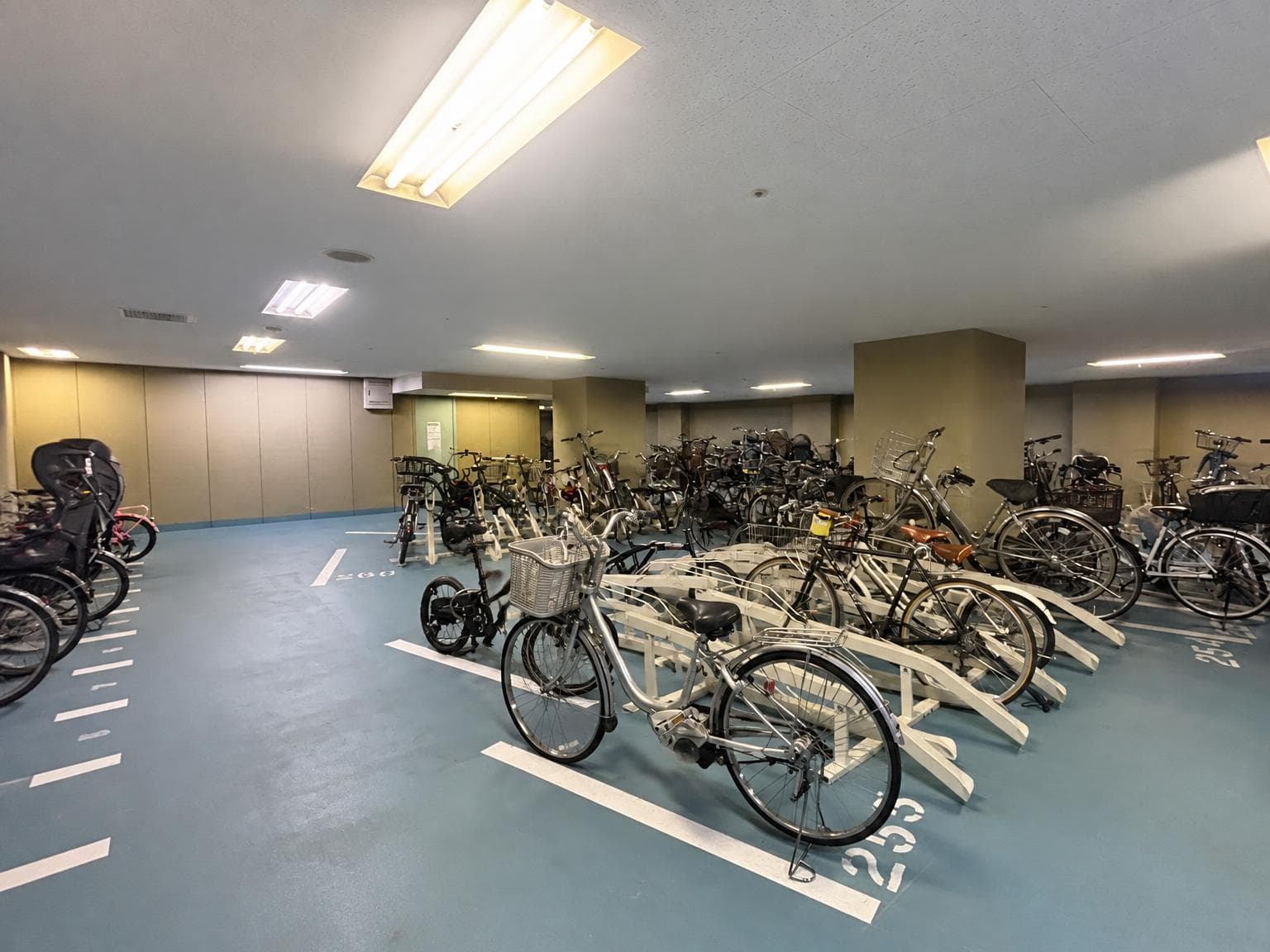Tokyo Residence / Condominium, Tokyo photo 5