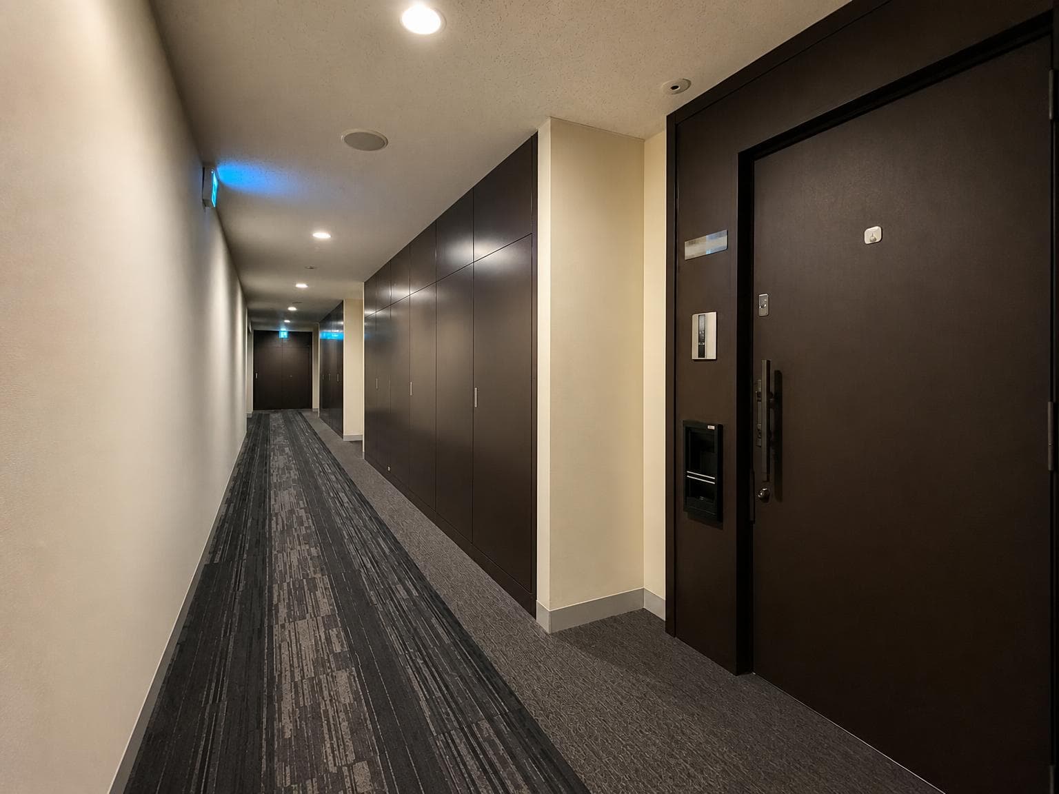 Tokyo Residence / Condominium, Tokyo photo 6