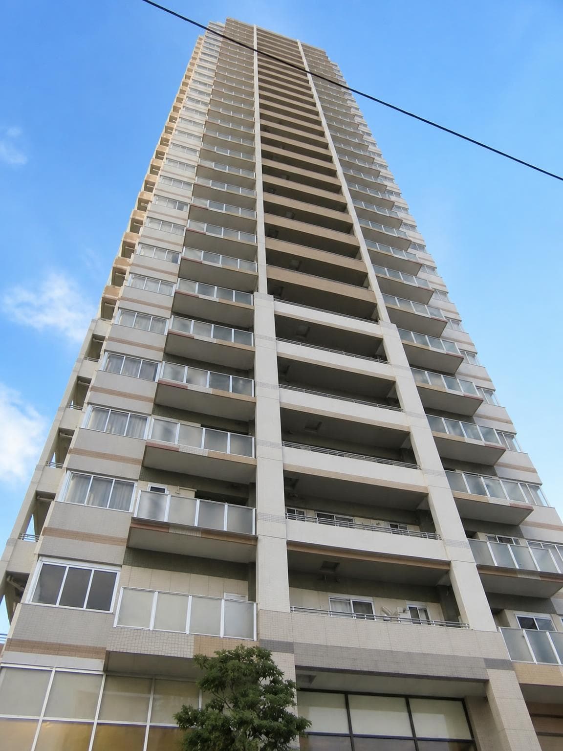 Adenium Tower Umeda East Square / Condominium, Osaka photo