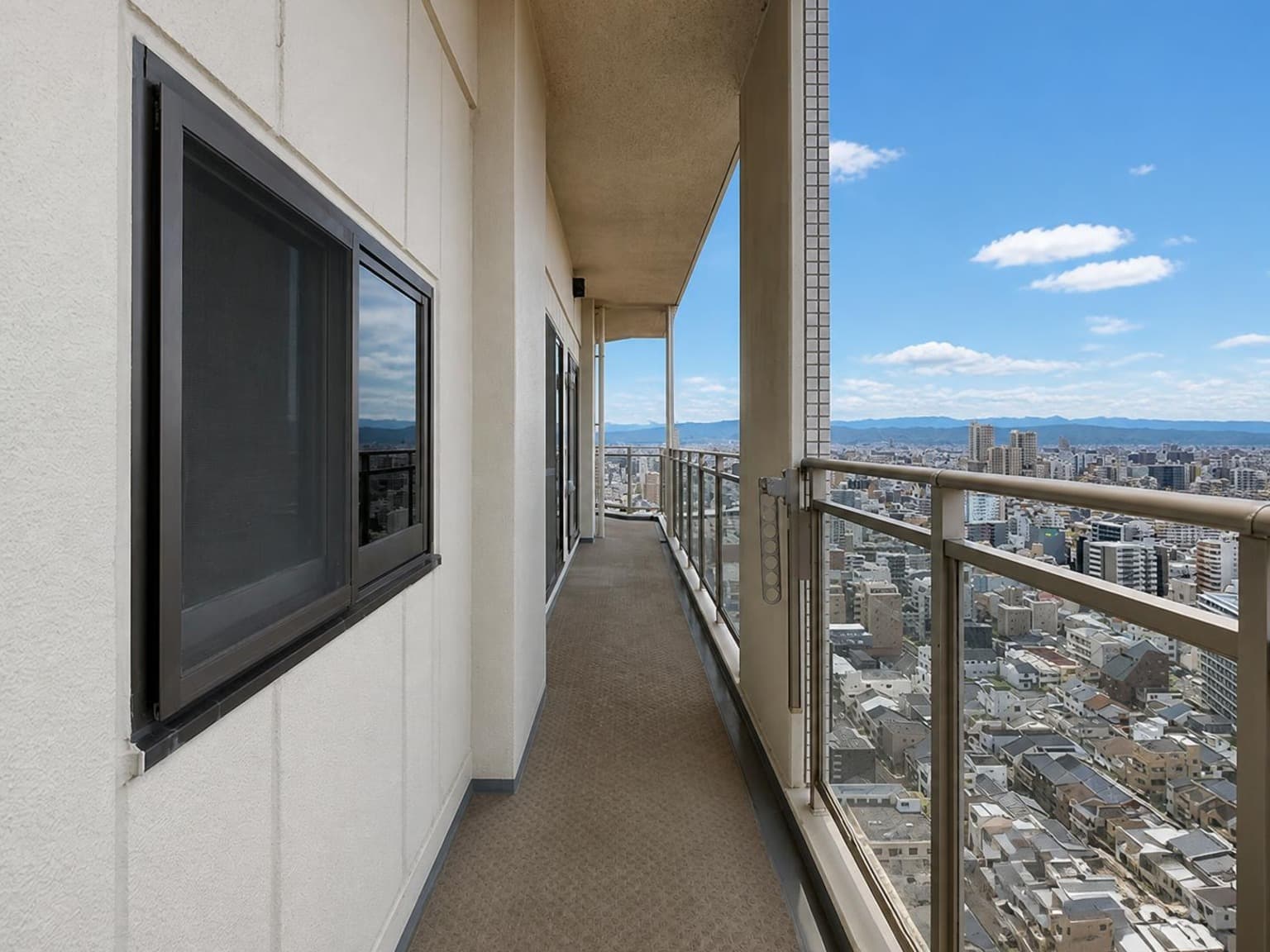 Maison d'Or Miyakojima Sunlight Tower / Condominium, Osaka photo 11