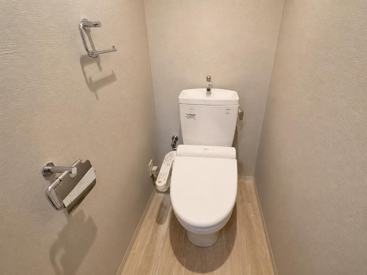 St. Place Tower / Condominium, Osaka photo 9