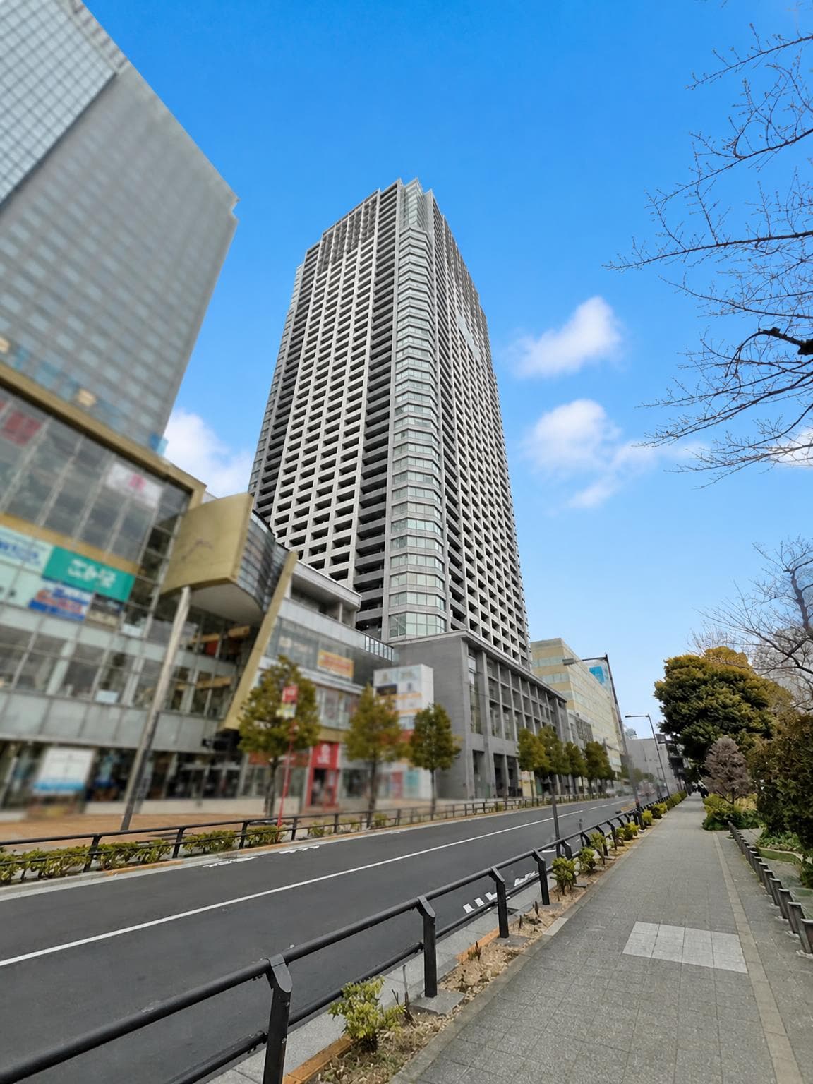 Brillia Tower Tokyo / Condominium, Tokyo photo 3