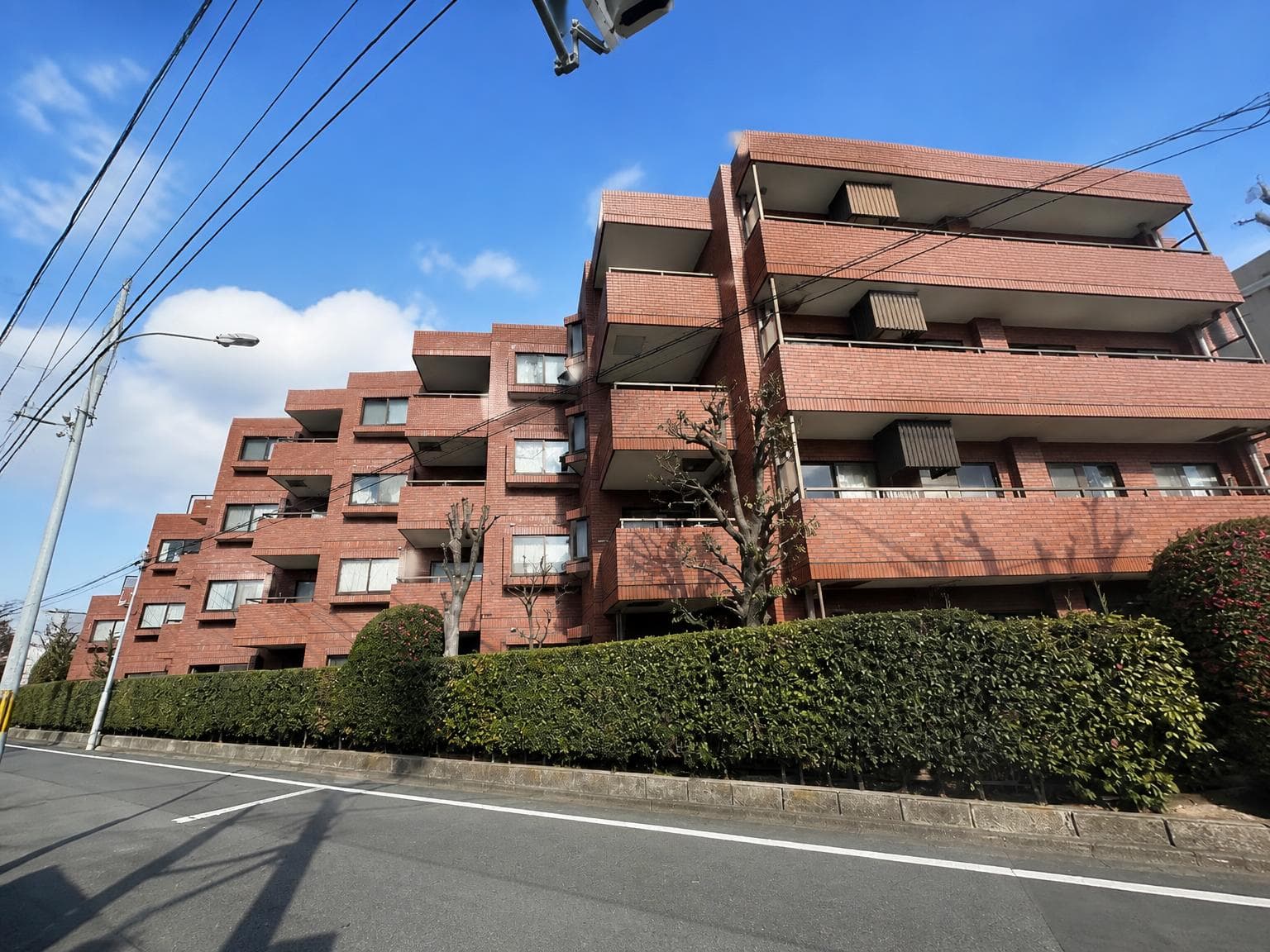 Lions Viale Hamadayama / Condominium, Tokyo
