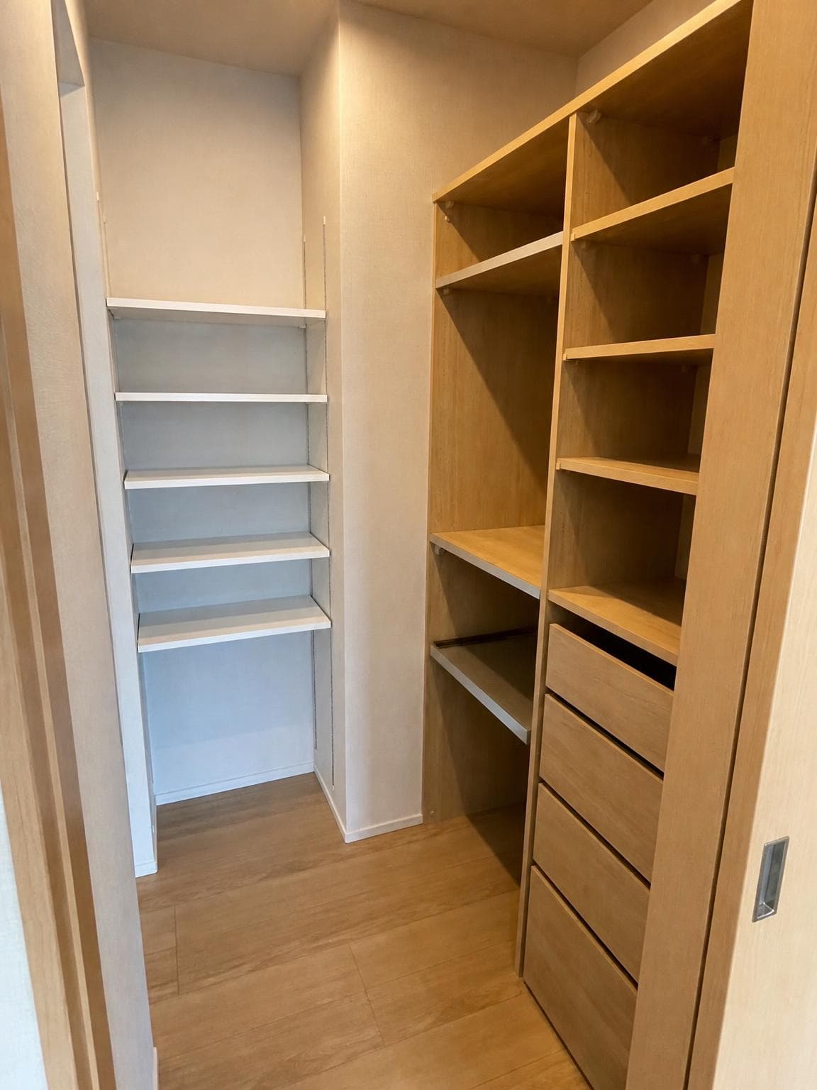 Luxury Tower Condo / 3LDK, Fukuoka City, Fukuoka photo 11