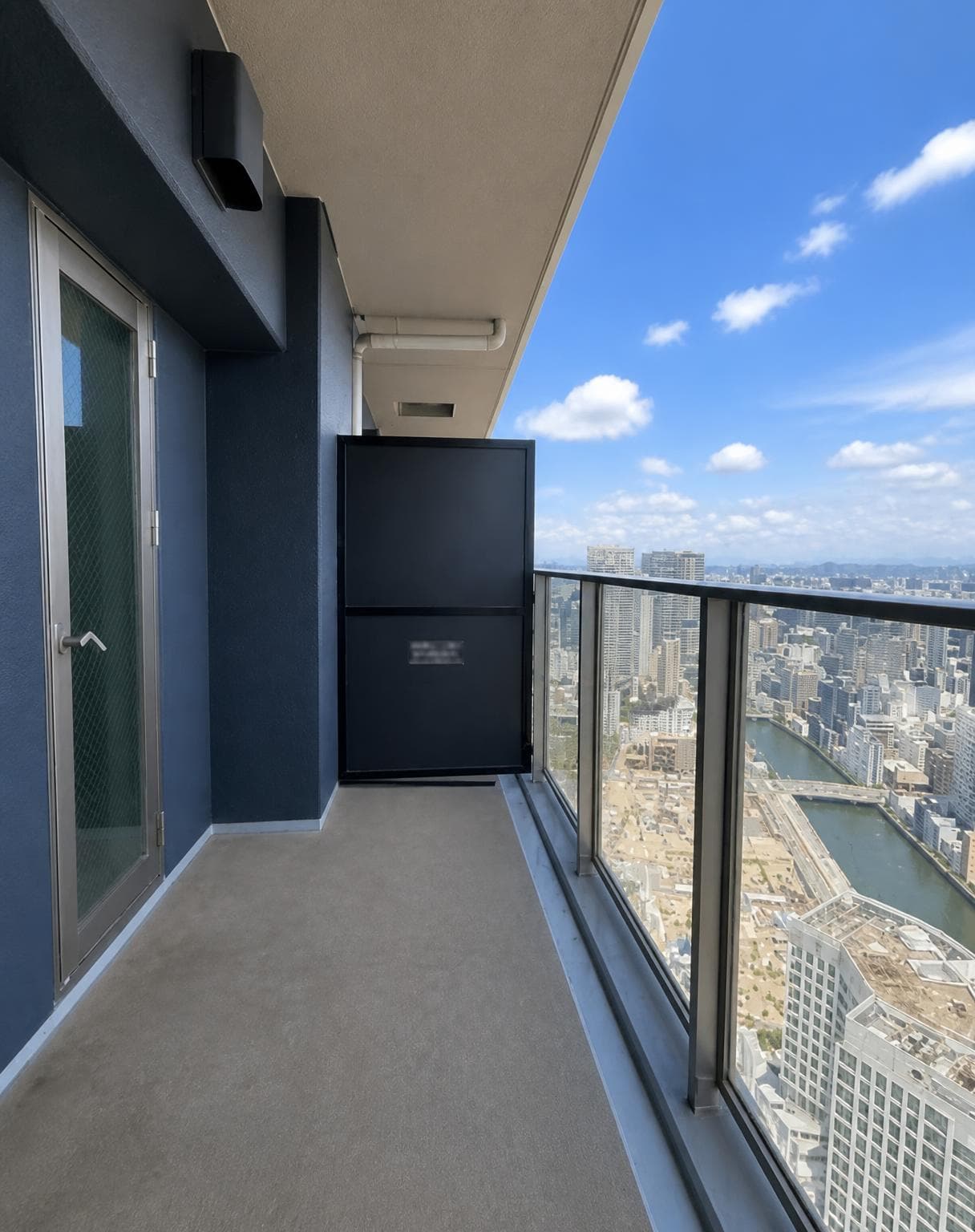 【50階部分・2LDKマンション】大阪市北区中之島 photo 2