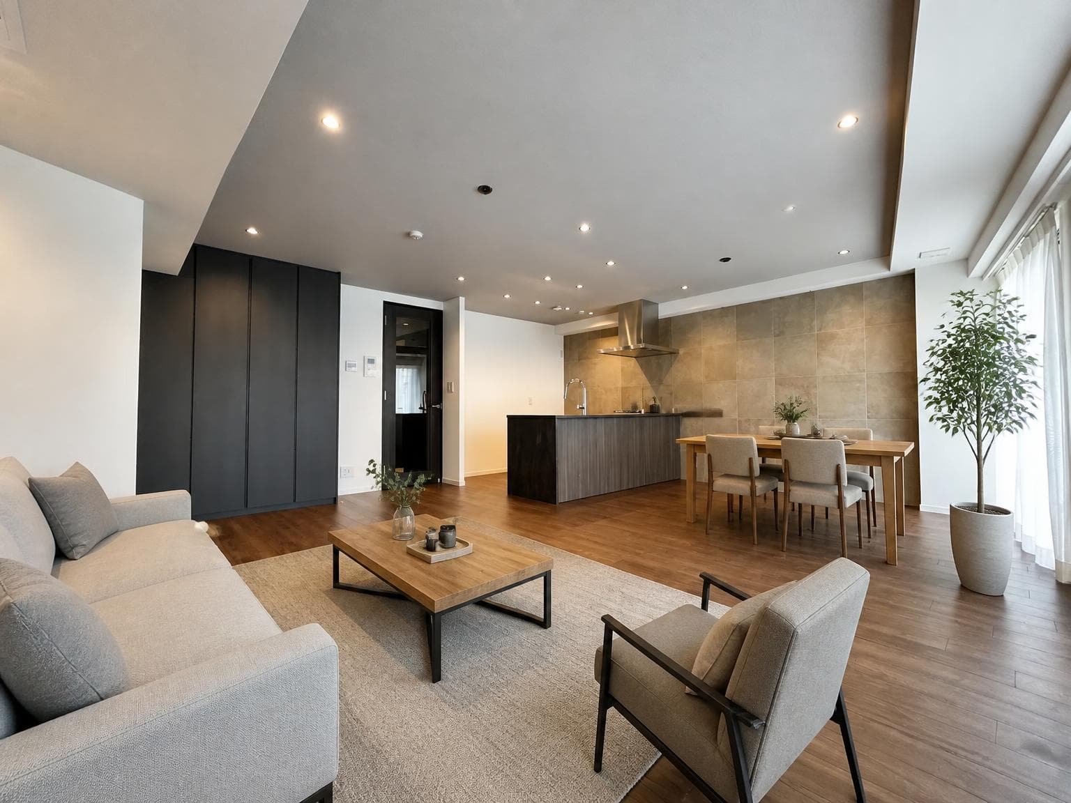 Mansion / 2LDK, Minato Ward, Tokyo, 2F (Mita Seifu Garden) photo 2