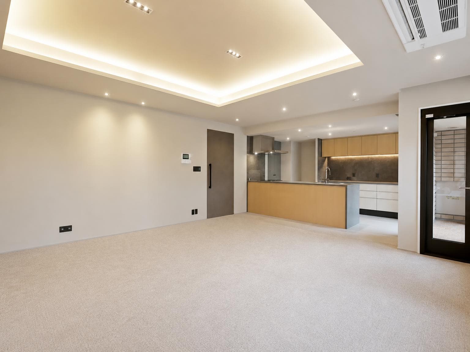 Hiroo Garden Hills – Renovated 2LDK Luxury Residence photo 2